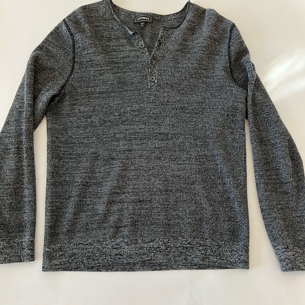 Express long sleeve shirt Henley